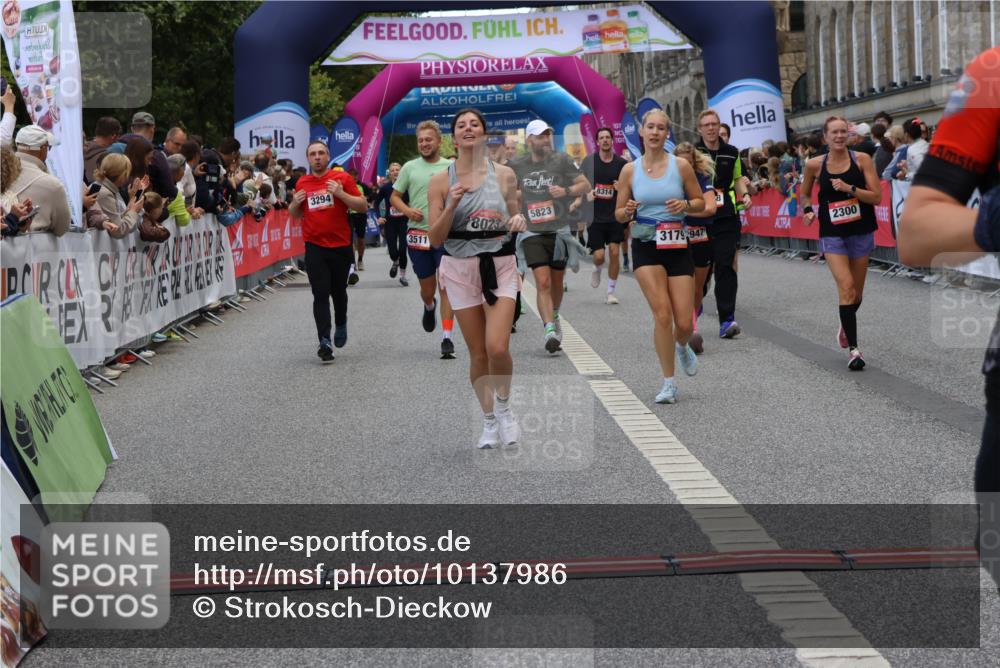 06.09.2026 - CURREX Alsterlauf Strokosch-Dieckow http://msf.ph/oto/10137986 06.09.2026 10:00:01 Ziel 2136, 2238, 2300, 2528, 2686, 2743, 2947, 3179, 3268, 3294, 3511, 3801, 4180, 4237, 4424, 4739, 5267, 5377, 5501, 5823, 8023, 8082, 8314 meine-sportfotos.de