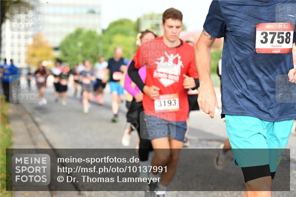 06.09.2026 - CURREX Alsterlauf Dr. Thomas Lammeyer http://msf.ph/oto/10137991 06.09.2026 10:04:05 Laufen 3193, 3758 meine-sportfotos.de