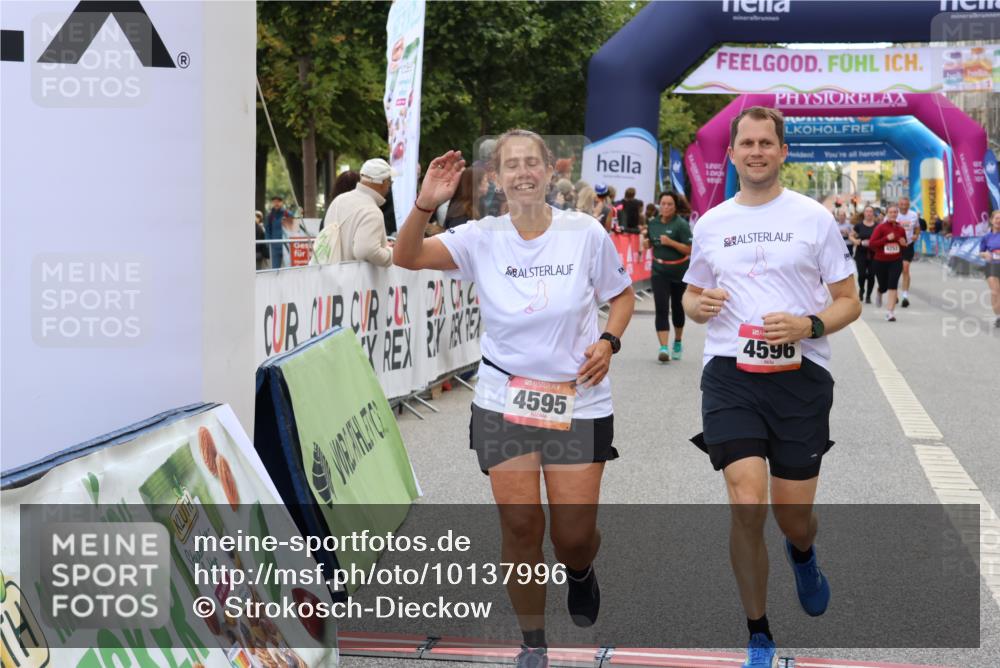 06.09.2026 - CURREX Alsterlauf Strokosch-Dieckow http://msf.ph/oto/10137996 06.09.2026 10:14:02 Ziel 2555, 2560, 2818, 2866, 2867, 3510, 4398, 4595, 4596, 4981, 5438, 5440, 5715, 6289 meine-sportfotos.de