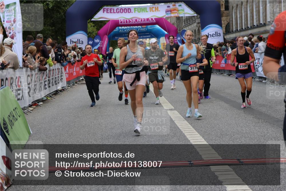 06.09.2026 - CURREX Alsterlauf Strokosch-Dieckow http://msf.ph/oto/10138007 06.09.2026 10:00:01 Ziel 2136, 2238, 2300, 2528, 2686, 2743, 2947, 3179, 3268, 3294, 3511, 3801, 4180, 4237, 4424, 4739, 5267, 5377, 5501, 5823, 8023, 8082, 8314 meine-sportfotos.de