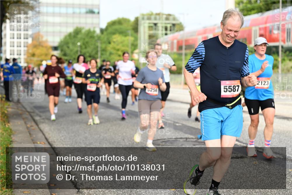 06.09.2026 - CURREX Alsterlauf Dr. Thomas Lammeyer http://msf.ph/oto/10138031 06.09.2026 10:04:08 Laufen 5256, 5587, 2123 meine-sportfotos.de