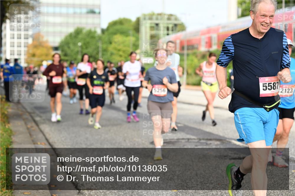 06.09.2026 - CURREX Alsterlauf Dr. Thomas Lammeyer http://msf.ph/oto/10138035 06.09.2026 10:04:09 Laufen 5256, 5587, 2123 meine-sportfotos.de