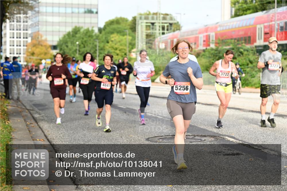 06.09.2026 - CURREX Alsterlauf Dr. Thomas Lammeyer http://msf.ph/oto/10138041 06.09.2026 10:04:09 Laufen 2491, 4841, 5256, 3722, 3723 meine-sportfotos.de