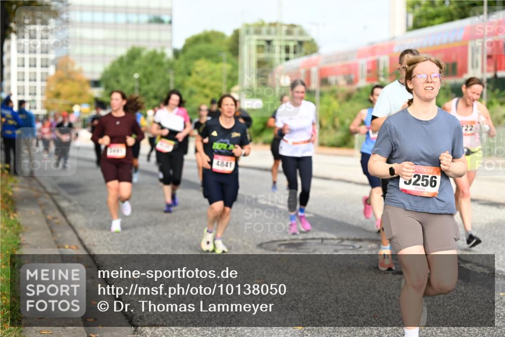 06.09.2026 - CURREX Alsterlauf Dr. Thomas Lammeyer http://msf.ph/oto/10138050 06.09.2026 10:04:10 Laufen 4841, 256 meine-sportfotos.de