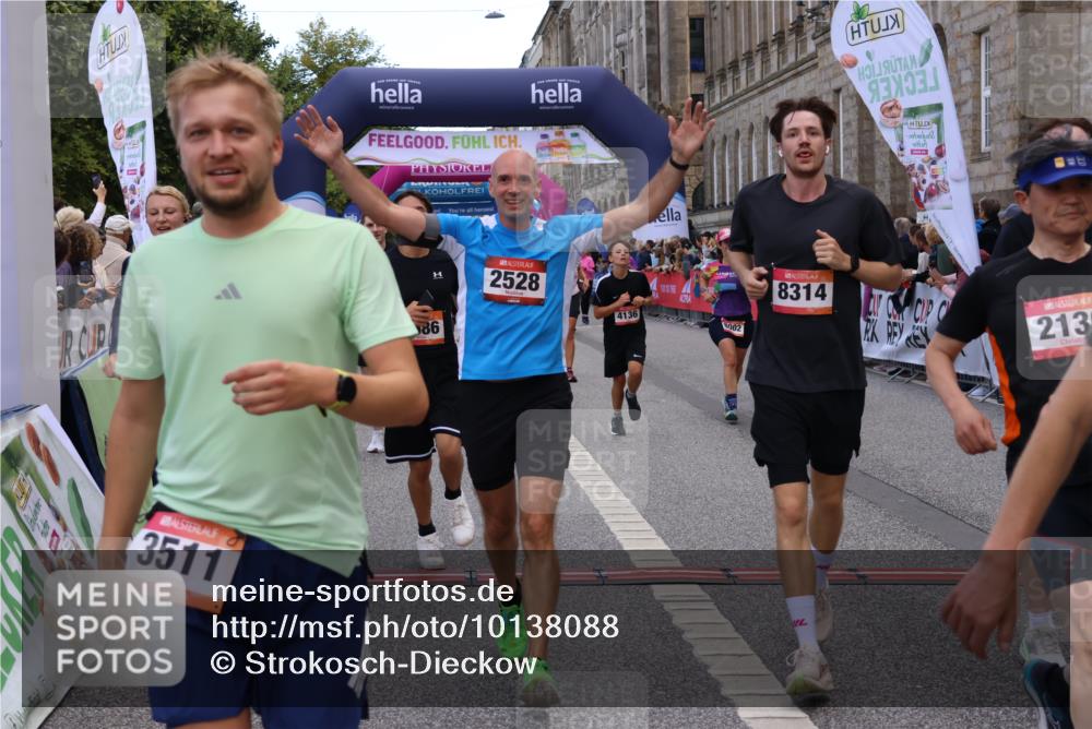 06.09.2026 - CURREX Alsterlauf Strokosch-Dieckow http://msf.ph/oto/10138088 06.09.2026 10:00:07 Ziel 2136, 2300, 2528, 2686, 2743, 2947, 3179, 3268, 3294, 3364, 3511, 4136, 4180, 4237, 4407, 4424, 5472, 5501, 5738, 5741, 5823, 6254, 8002, 8023, 8035, 8314 meine-sportfotos.de