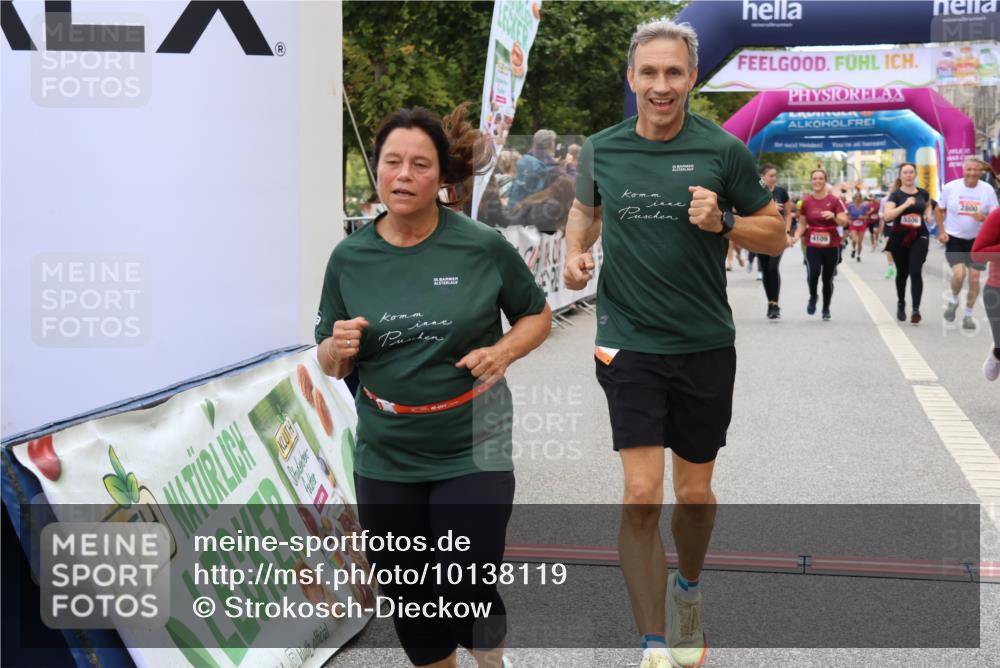 06.09.2026 - CURREX Alsterlauf Strokosch-Dieckow http://msf.ph/oto/10138119 06.09.2026 10:14:08 Ziel 2800, 2866, 2867, 3494, 3992, 3993, 4109, 4253, 4398, 4595, 4596, 4981, 5506, 5715, 6289 meine-sportfotos.de
