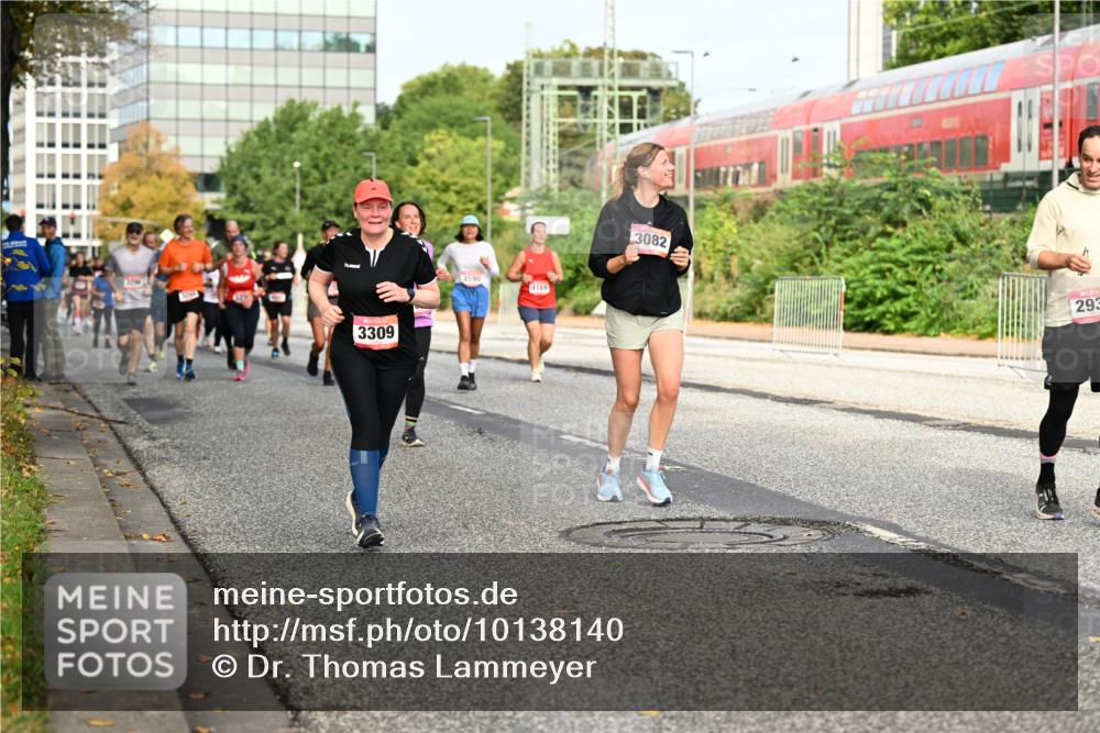 06.09.2026 - CURREX Alsterlauf Dr. Thomas Lammeyer http://msf.ph/oto/10138140 06.09.2026 10:04:18 Laufen 4590, 4169, 3309, 3082, 293 meine-sportfotos.de