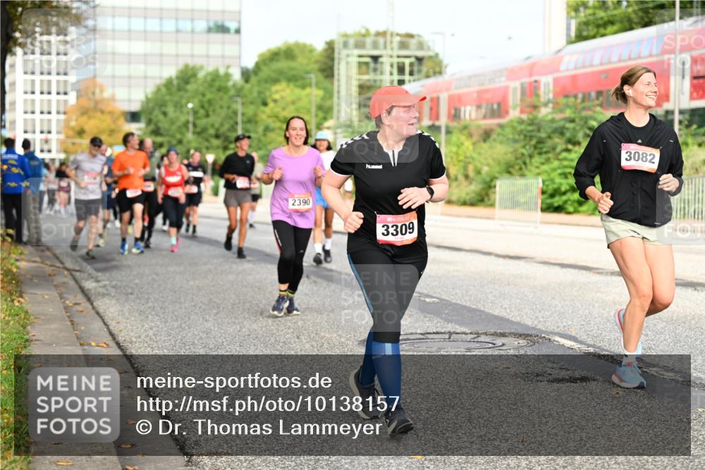 06.09.2026 - CURREX Alsterlauf Dr. Thomas Lammeyer http://msf.ph/oto/10138157 06.09.2026 10:04:20 Laufen 2390, 3309, 3082 meine-sportfotos.de