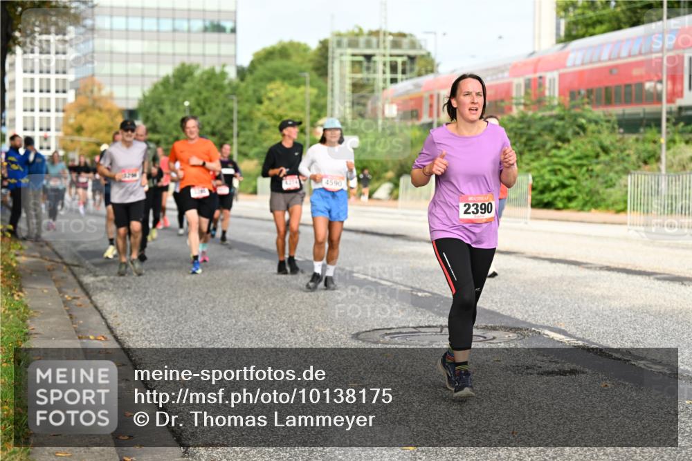 06.09.2026 - CURREX Alsterlauf Dr. Thomas Lammeyer http://msf.ph/oto/10138175 06.09.2026 10:04:22 Laufen 4590, 2390 meine-sportfotos.de