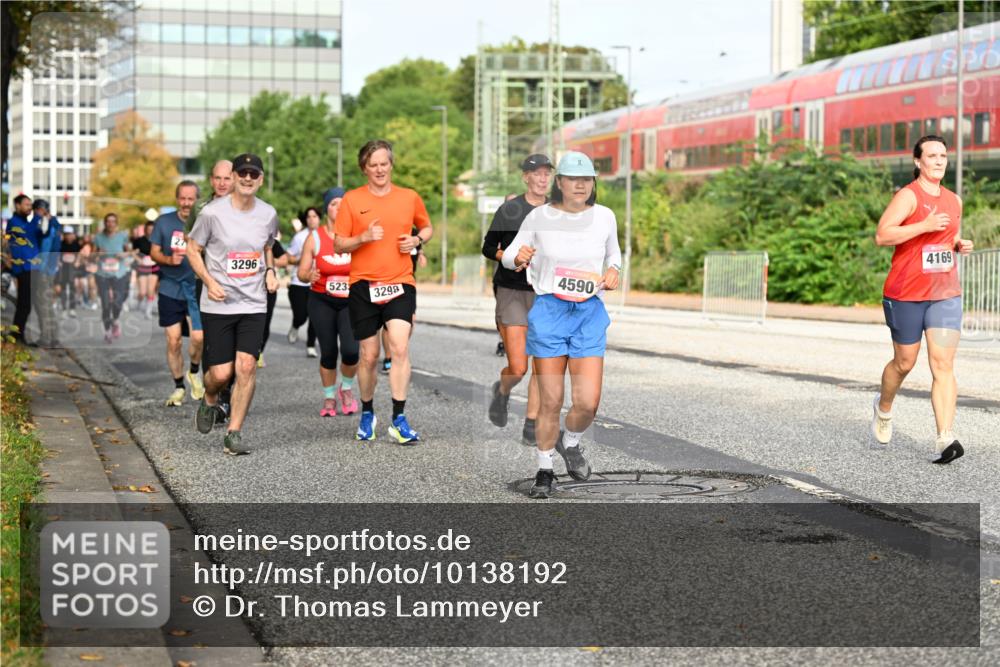 06.09.2026 - CURREX Alsterlauf Dr. Thomas Lammeyer http://msf.ph/oto/10138192 06.09.2026 10:04:23 Laufen 27, 4169, 3296, 523, 4590, 3298 meine-sportfotos.de