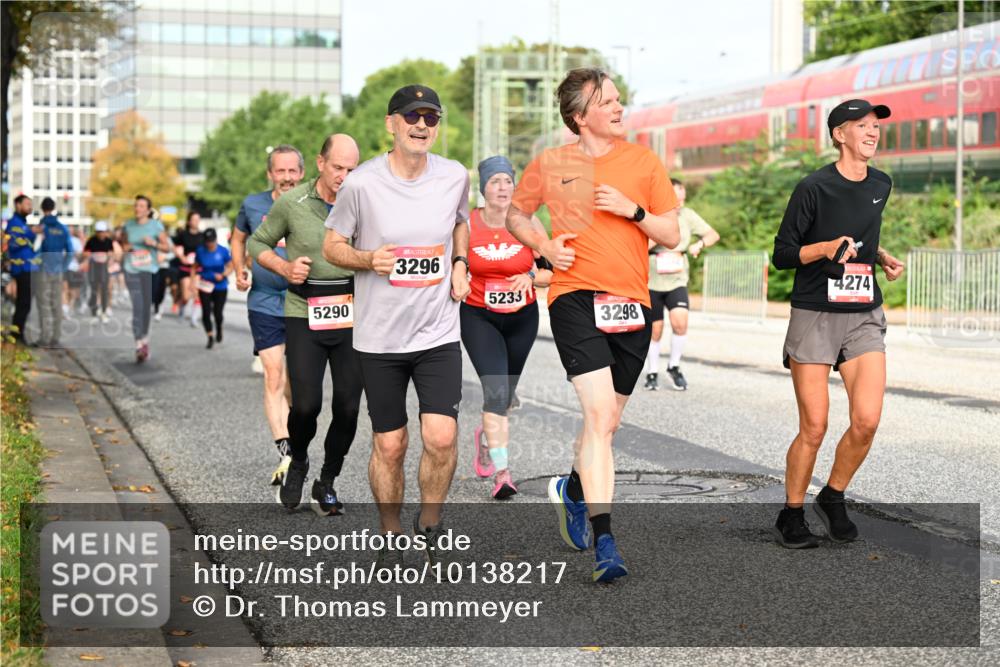 06.09.2026 - CURREX Alsterlauf Dr. Thomas Lammeyer http://msf.ph/oto/10138217 06.09.2026 10:04:25 Laufen 5290, 3296, 5233, 3298, 4274 meine-sportfotos.de