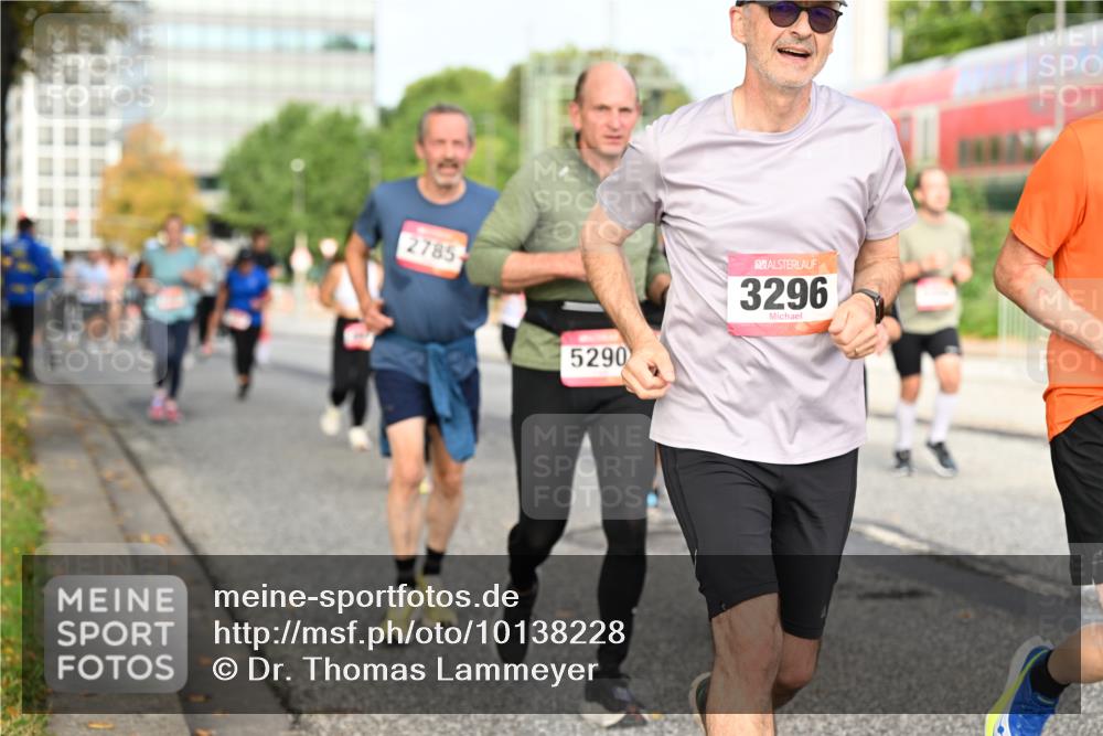 06.09.2026 - CURREX Alsterlauf Dr. Thomas Lammeyer http://msf.ph/oto/10138228 06.09.2026 10:04:27 Laufen 2785, 5290, 3296 meine-sportfotos.de