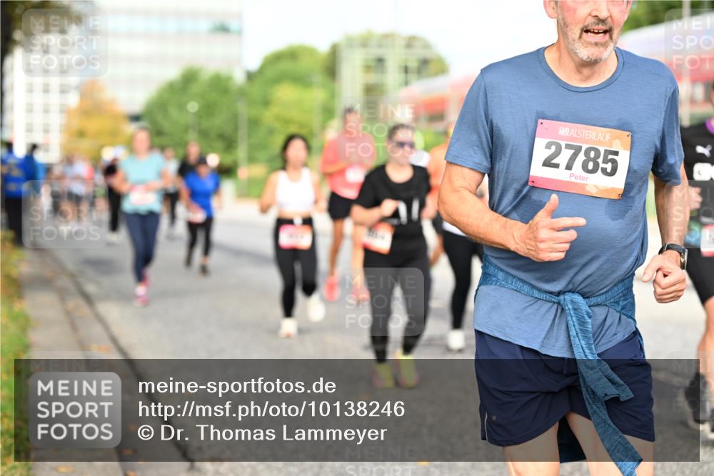 06.09.2026 - CURREX Alsterlauf Dr. Thomas Lammeyer http://msf.ph/oto/10138246 06.09.2026 10:04:29 Laufen 2785 meine-sportfotos.de