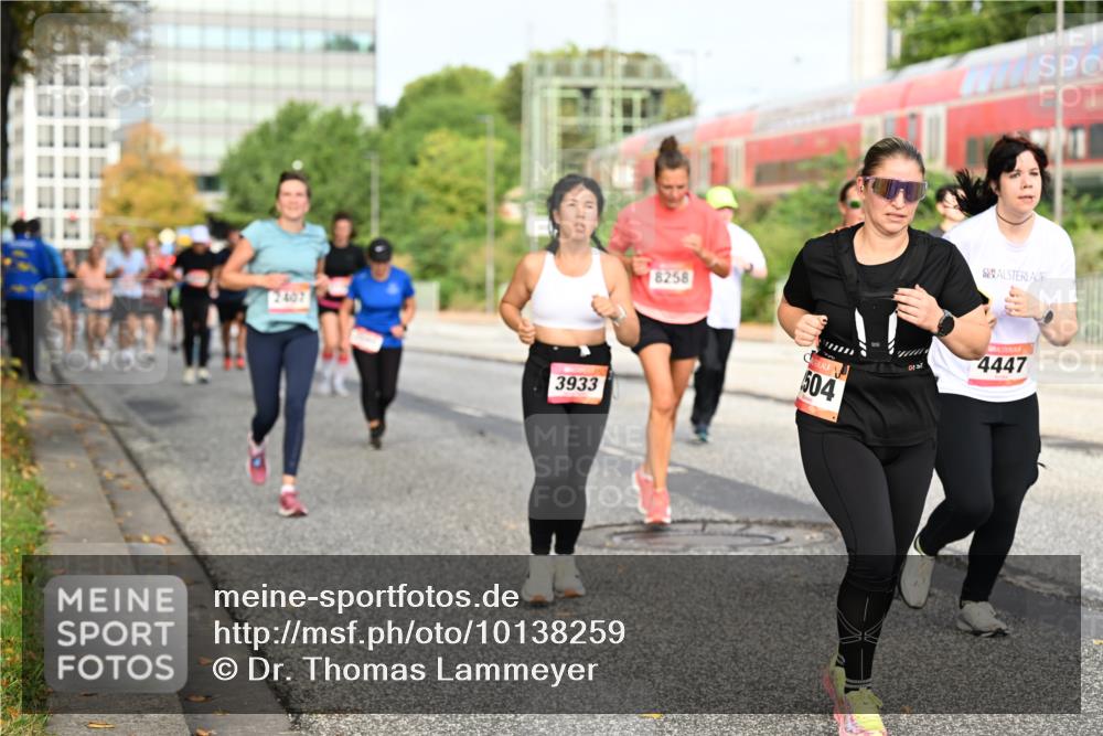 06.09.2026 - CURREX Alsterlauf Dr. Thomas Lammeyer http://msf.ph/oto/10138259 06.09.2026 10:04:30 Laufen 2407, 3933, 8258, 504, 4447 meine-sportfotos.de
