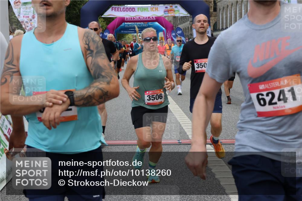 06.09.2026 - CURREX Alsterlauf Strokosch-Dieckow http://msf.ph/oto/10138260 06.09.2026 10:00:17 Ziel 2273, 2274, 2940, 3006, 3262, 3506, 3507, 3567, 3574, 3897, 4296, 4407, 5222, 5622, 5741, 6028, 6112, 6241, 6299, 6457, 8035, 8212 meine-sportfotos.de
