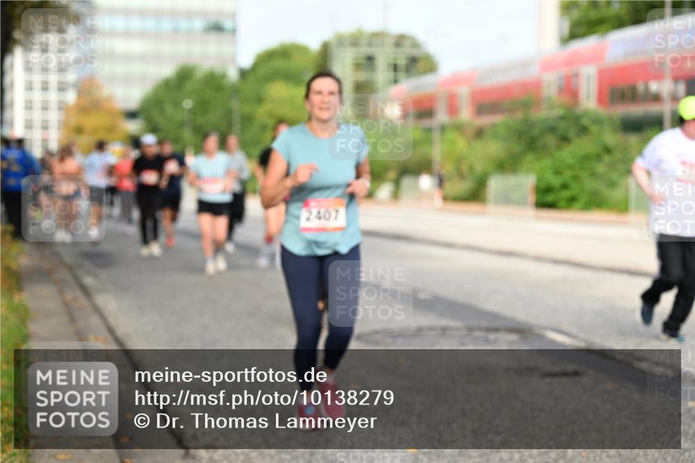 06.09.2026 - CURREX Alsterlauf Dr. Thomas Lammeyer http://msf.ph/oto/10138279 06.09.2026 10:04:32 Laufen 2407 meine-sportfotos.de