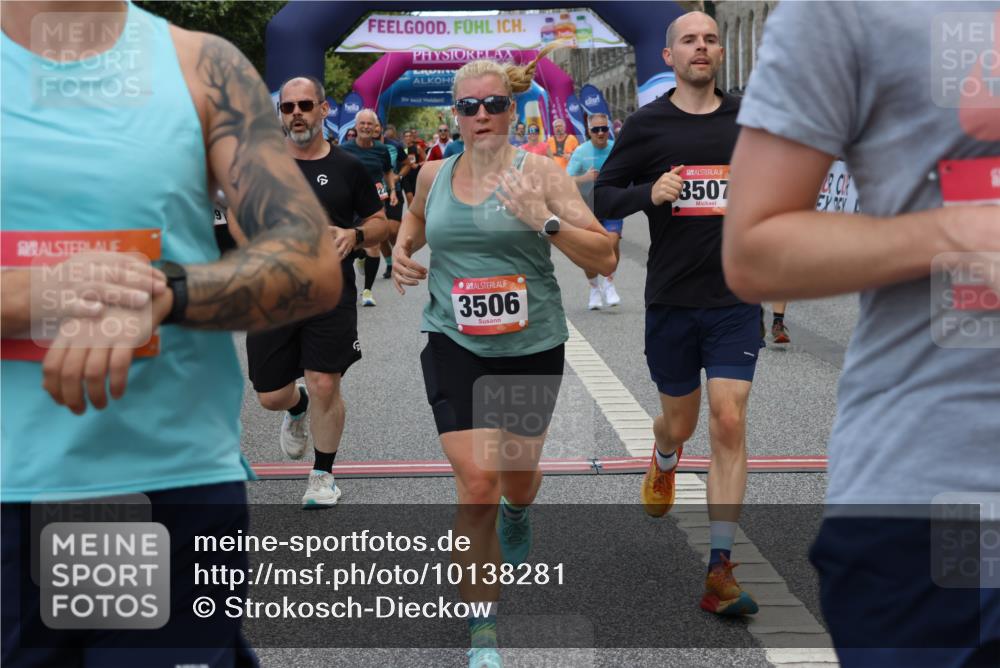 06.09.2026 - CURREX Alsterlauf Strokosch-Dieckow http://msf.ph/oto/10138281 06.09.2026 10:00:17 Ziel 2273, 2274, 2940, 3006, 3262, 3506, 3507, 3567, 3574, 3897, 4296, 4407, 5222, 5622, 5741, 6028, 6112, 6241, 6299, 6457, 8035, 8212 meine-sportfotos.de