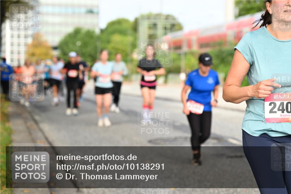 06.09.2026 - CURREX Alsterlauf Dr. Thomas Lammeyer http://msf.ph/oto/10138291 06.09.2026 10:04:33 Laufen 240 meine-sportfotos.de