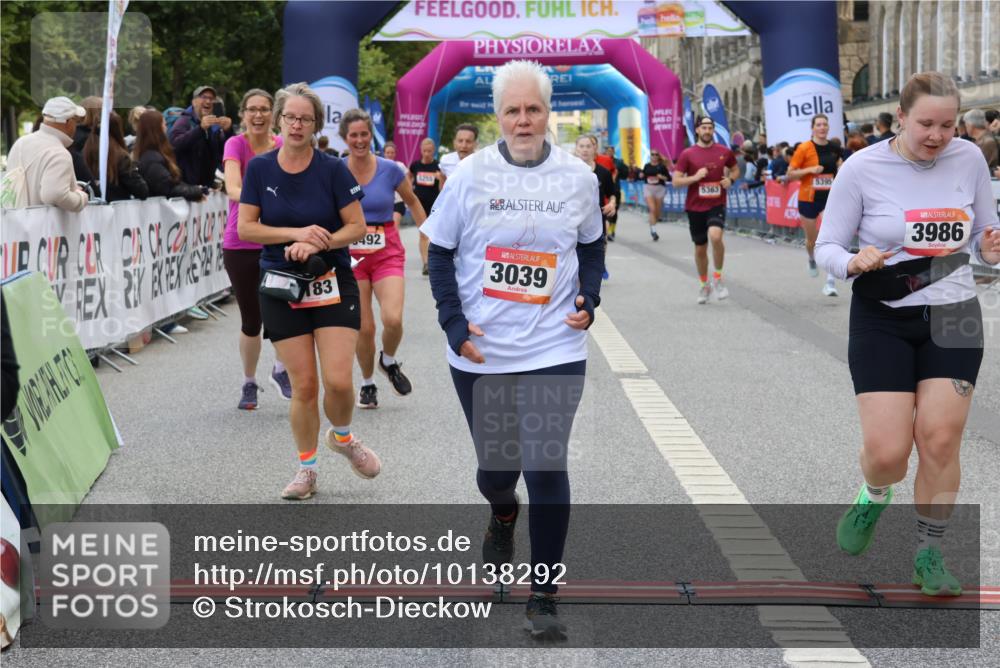 06.09.2026 - CURREX Alsterlauf Strokosch-Dieckow http://msf.ph/oto/10138292 06.09.2026 10:14:20 Ziel 2800, 3039, 3418, 3513, 3864, 3986, 4196, 4205, 4452, 4637, 5183, 5363, 5395, 5475, 6052 meine-sportfotos.de