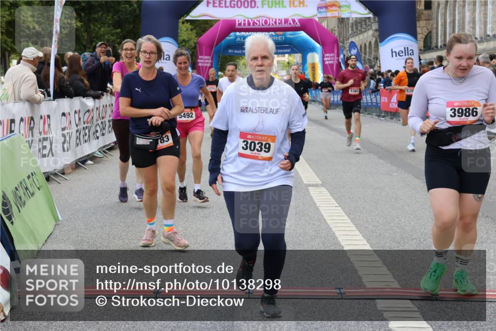 06.09.2026 - CURREX Alsterlauf Strokosch-Dieckow http://msf.ph/oto/10138298 06.09.2026 10:14:20 Ziel 2800, 3039, 3418, 3513, 3864, 3986, 4196, 4205, 4452, 4637, 5183, 5363, 5395, 5475, 6052 meine-sportfotos.de