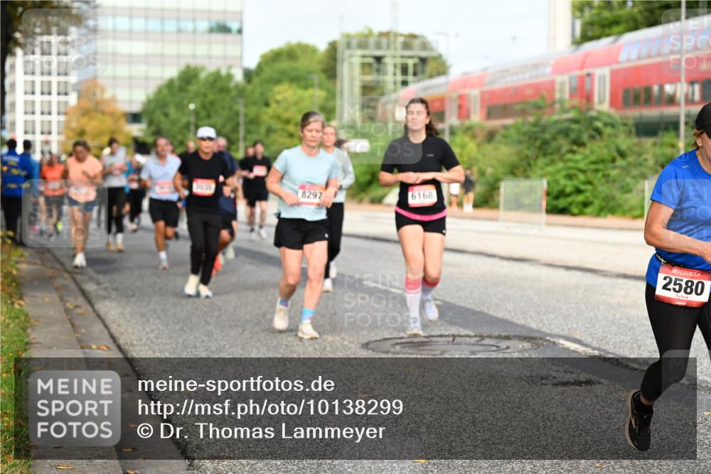 06.09.2026 - CURREX Alsterlauf Dr. Thomas Lammeyer http://msf.ph/oto/10138299 06.09.2026 10:04:34 Laufen 8297, 6168, 2580 meine-sportfotos.de