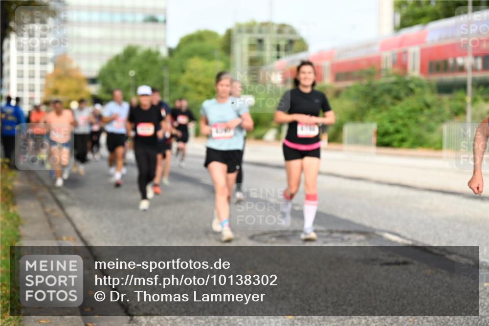 06.09.2026 - CURREX Alsterlauf Dr. Thomas Lammeyer http://msf.ph/oto/10138302 06.09.2026 10:04:34 Laufen  meine-sportfotos.de