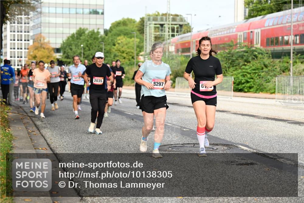 06.09.2026 - CURREX Alsterlauf Dr. Thomas Lammeyer http://msf.ph/oto/10138305 06.09.2026 10:04:35 Laufen 3811, 3812, 2035, 8297 meine-sportfotos.de