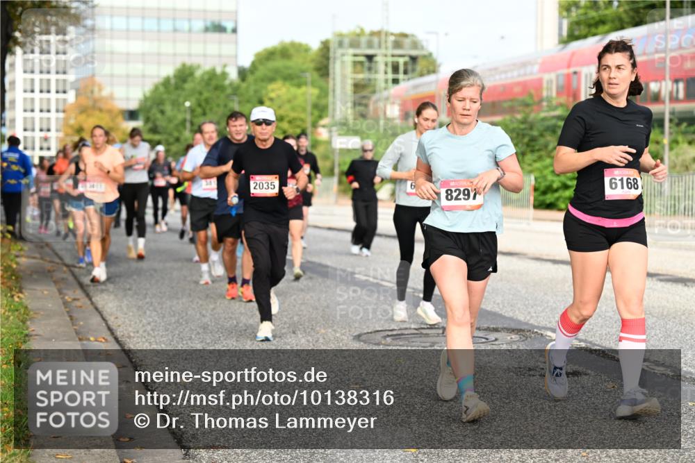 06.09.2026 - CURREX Alsterlauf Dr. Thomas Lammeyer http://msf.ph/oto/10138316 06.09.2026 10:04:36 Laufen 2035, 8297, 6168 meine-sportfotos.de