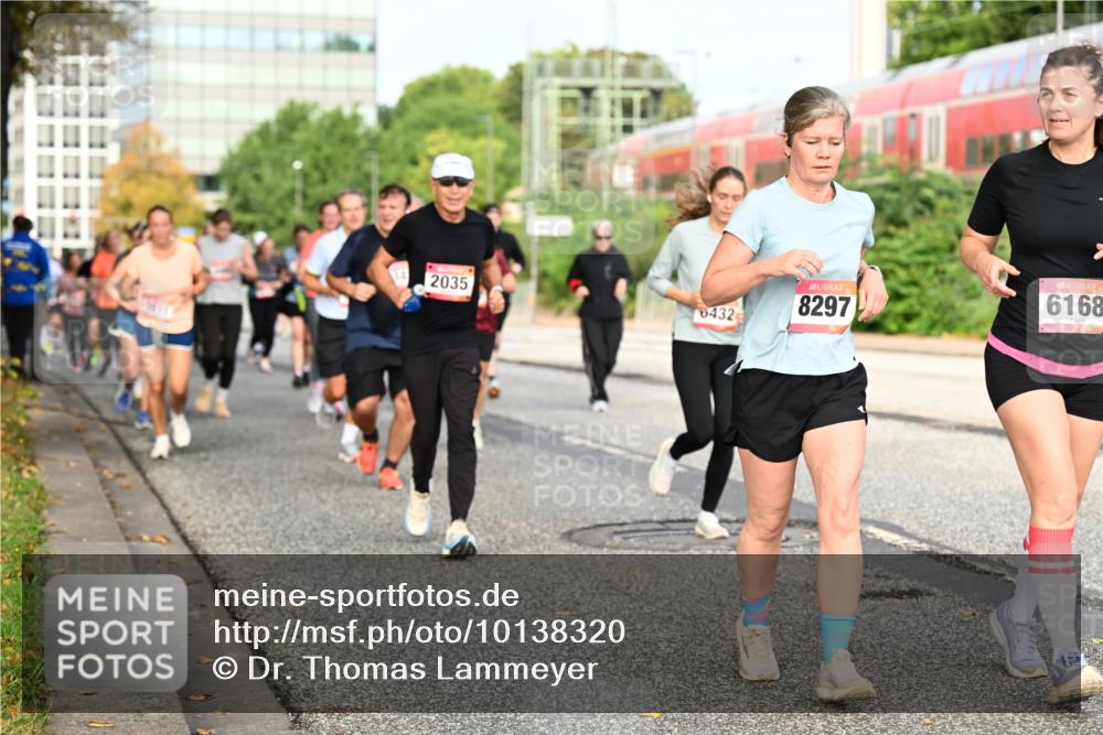 06.09.2026 - CURREX Alsterlauf Dr. Thomas Lammeyer http://msf.ph/oto/10138320 06.09.2026 10:04:36 Laufen 2035, 6432, 8297, 6168 meine-sportfotos.de