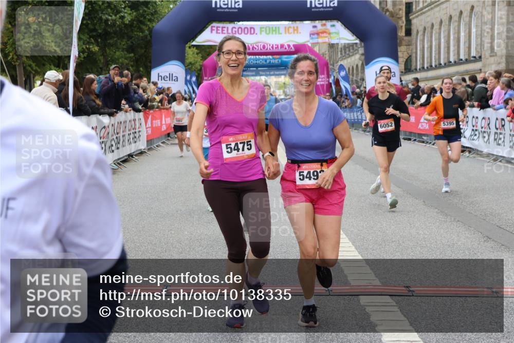 06.09.2026 - CURREX Alsterlauf Strokosch-Dieckow http://msf.ph/oto/10138335 06.09.2026 10:14:22 Ziel 3039, 3418, 3513, 3864, 3986, 4196, 4205, 4452, 4637, 5002, 5183, 5255, 5363, 5395, 5449, 5475, 6052 meine-sportfotos.de