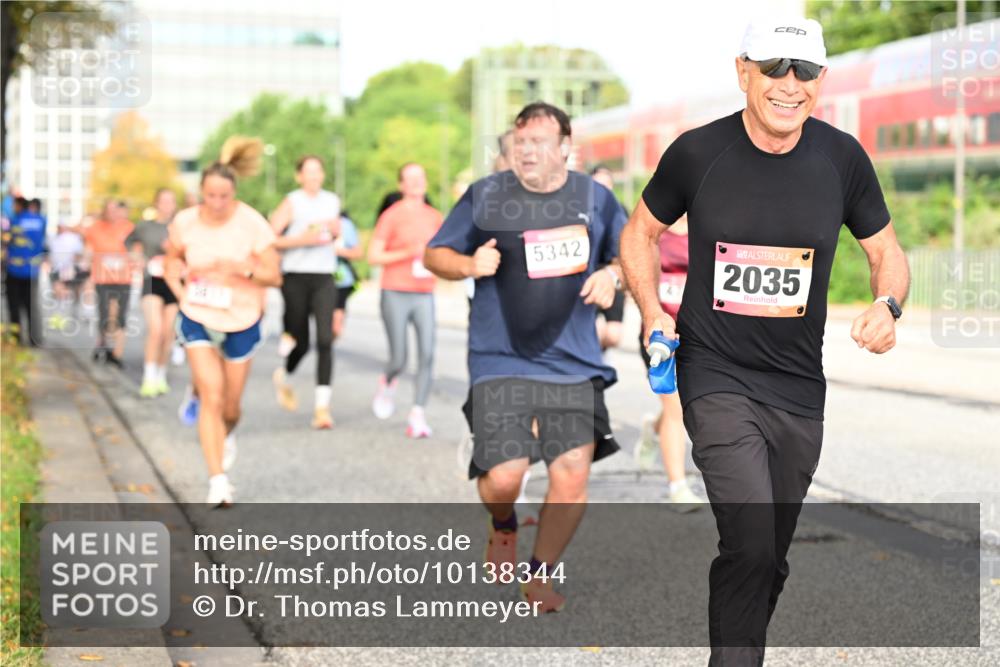 06.09.2026 - CURREX Alsterlauf Dr. Thomas Lammeyer http://msf.ph/oto/10138344 06.09.2026 10:04:38 Laufen 5342, 2035 meine-sportfotos.de