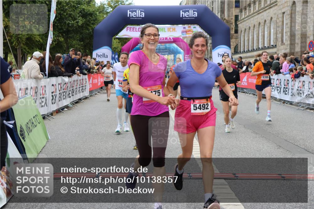 06.09.2026 - CURREX Alsterlauf Strokosch-Dieckow http://msf.ph/oto/10138357 06.09.2026 10:14:22 Ziel 3039, 3418, 3513, 3864, 3986, 4196, 4205, 4452, 4637, 5002, 5183, 5255, 5363, 5395, 5449, 5475, 6052 meine-sportfotos.de