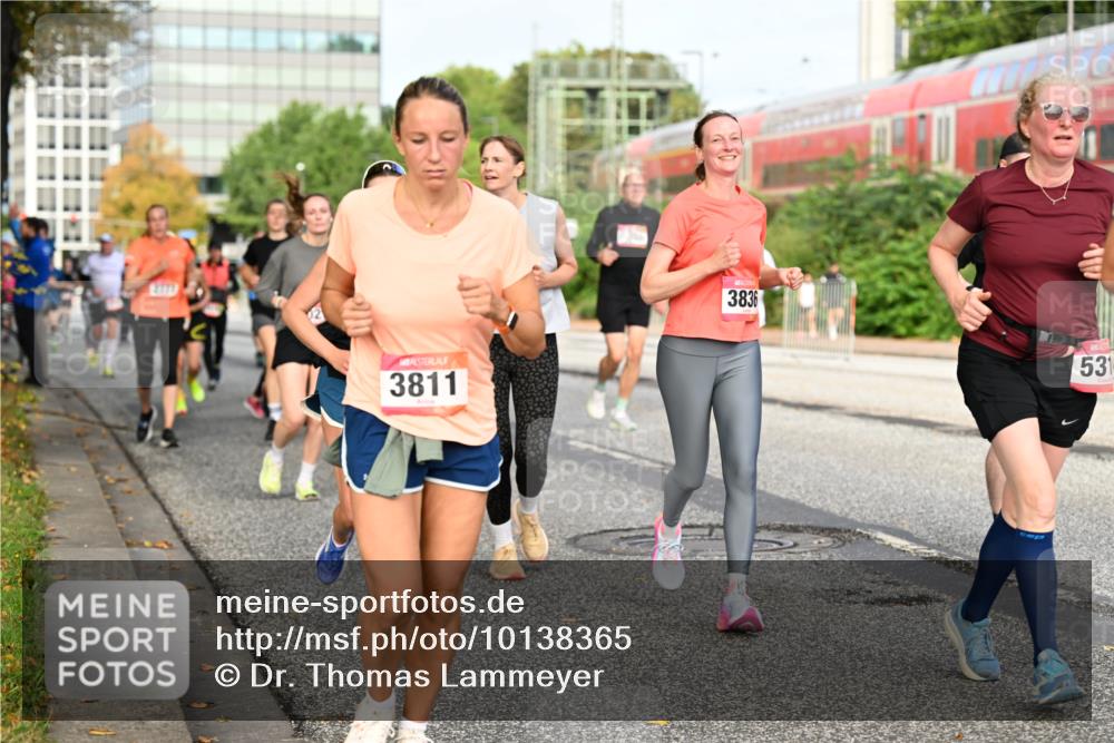 06.09.2026 - CURREX Alsterlauf Dr. Thomas Lammeyer http://msf.ph/oto/10138365 06.09.2026 10:04:40 Laufen 2111, 3811, 3836, 531 meine-sportfotos.de
