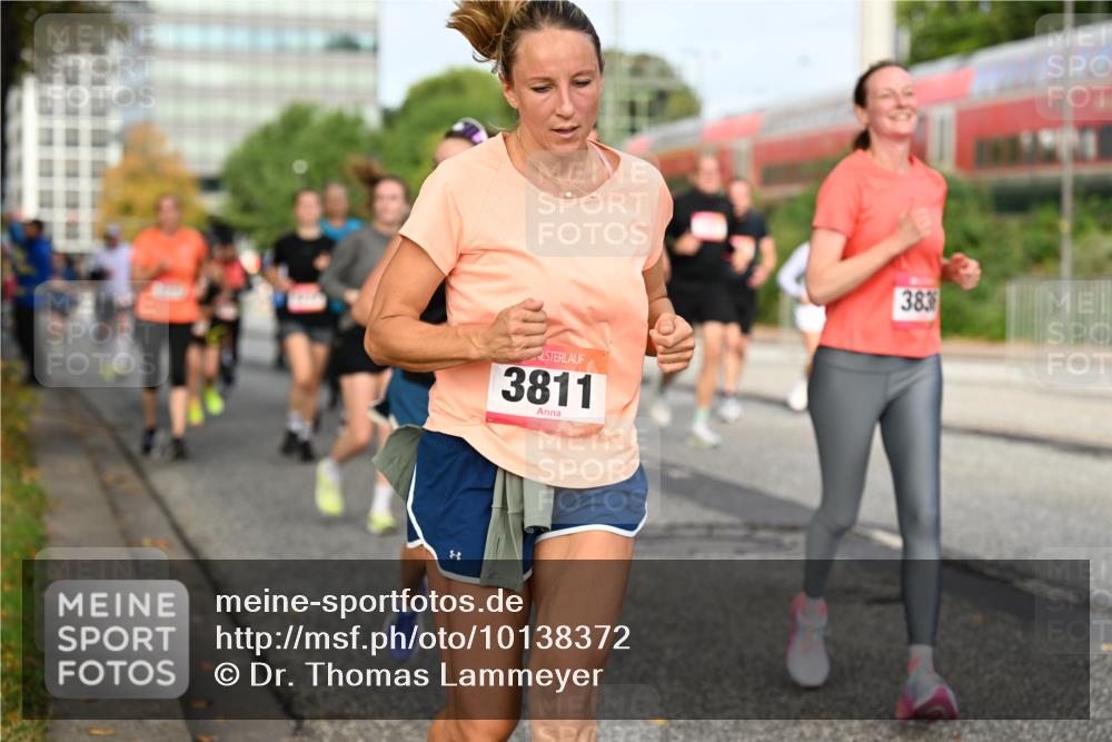 06.09.2026 - CURREX Alsterlauf Dr. Thomas Lammeyer http://msf.ph/oto/10138372 06.09.2026 10:04:41 Laufen 3811, 383 meine-sportfotos.de
