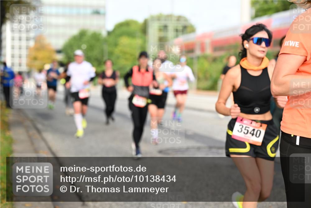 06.09.2026 - CURREX Alsterlauf Dr. Thomas Lammeyer http://msf.ph/oto/10138434 06.09.2026 10:04:47 Laufen 3540 meine-sportfotos.de