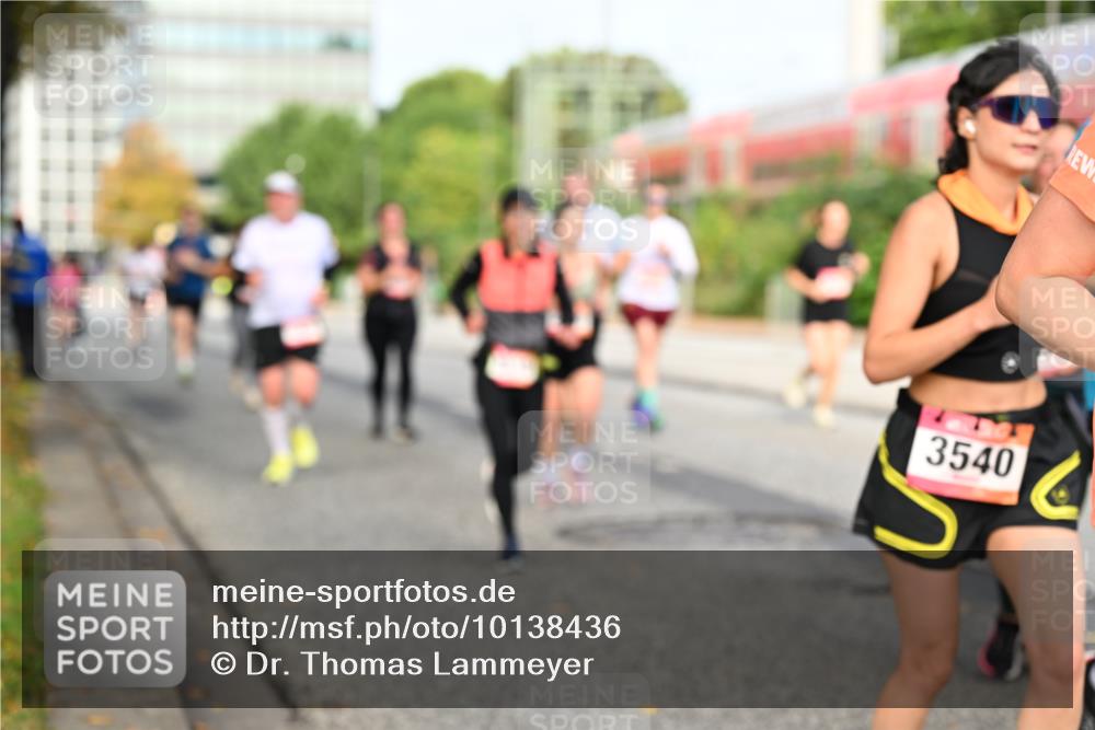 06.09.2026 - CURREX Alsterlauf Dr. Thomas Lammeyer http://msf.ph/oto/10138436 06.09.2026 10:04:47 Laufen 3540 meine-sportfotos.de