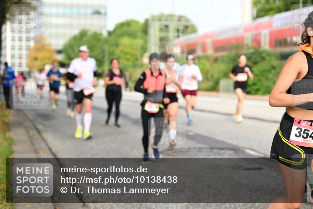 06.09.2026 - CURREX Alsterlauf Dr. Thomas Lammeyer http://msf.ph/oto/10138438 06.09.2026 10:04:47 Laufen 354 meine-sportfotos.de