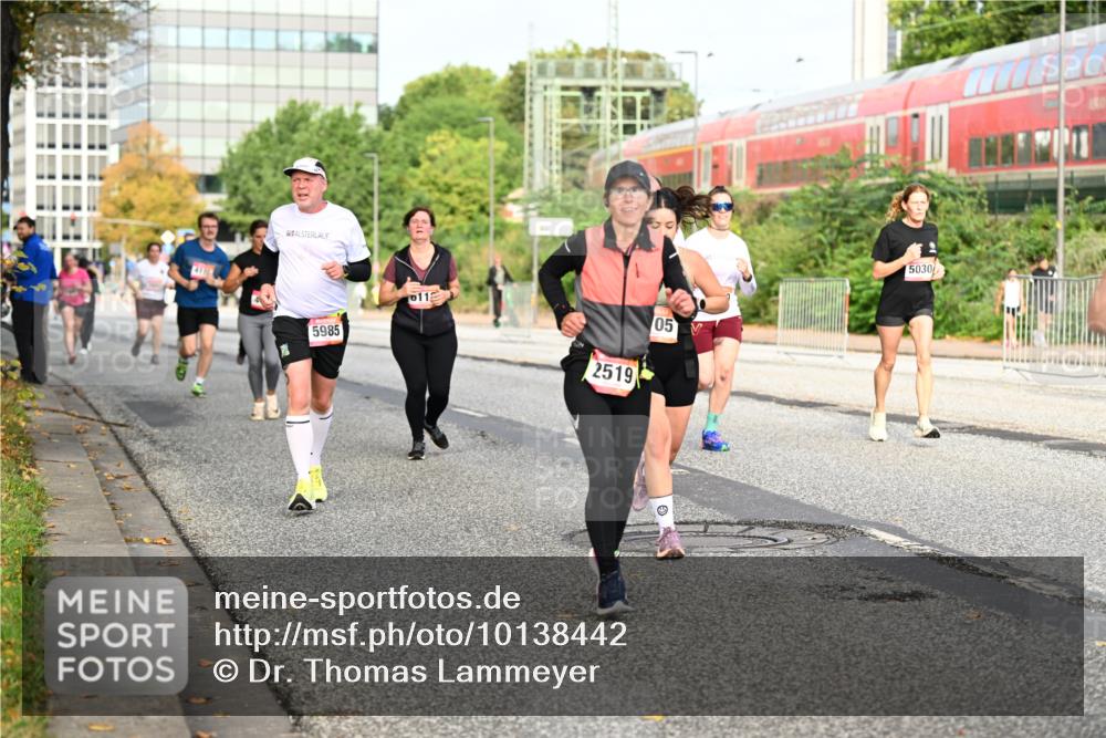 06.09.2026 - CURREX Alsterlauf Dr. Thomas Lammeyer http://msf.ph/oto/10138442 06.09.2026 10:04:47 Laufen 5985, 011, 2519, 05, 5030 meine-sportfotos.de