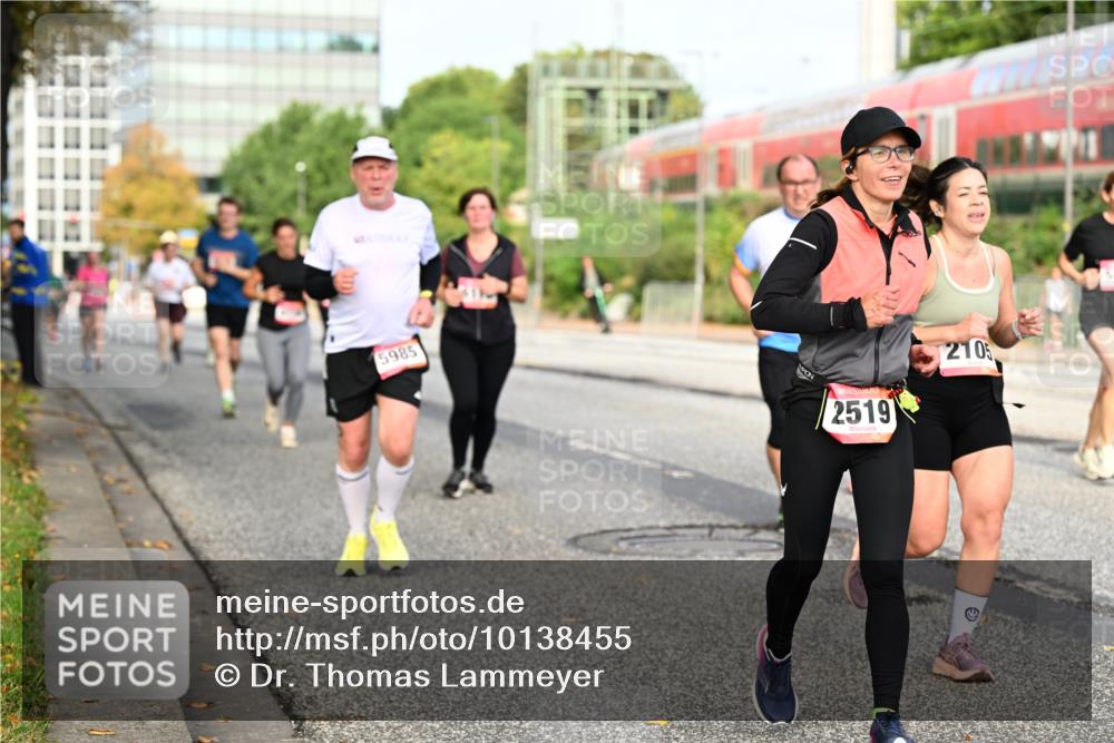 06.09.2026 - CURREX Alsterlauf Dr. Thomas Lammeyer http://msf.ph/oto/10138455 06.09.2026 10:04:48 Laufen 5985, 2519, 210 meine-sportfotos.de