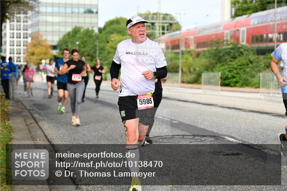06.09.2026 - CURREX Alsterlauf Dr. Thomas Lammeyer http://msf.ph/oto/10138470 06.09.2026 10:04:50 Laufen 4734, 5985 meine-sportfotos.de