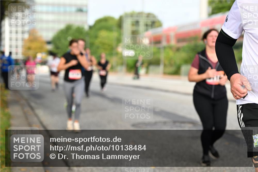 06.09.2026 - CURREX Alsterlauf Dr. Thomas Lammeyer http://msf.ph/oto/10138484 06.09.2026 10:04:51 Laufen  meine-sportfotos.de