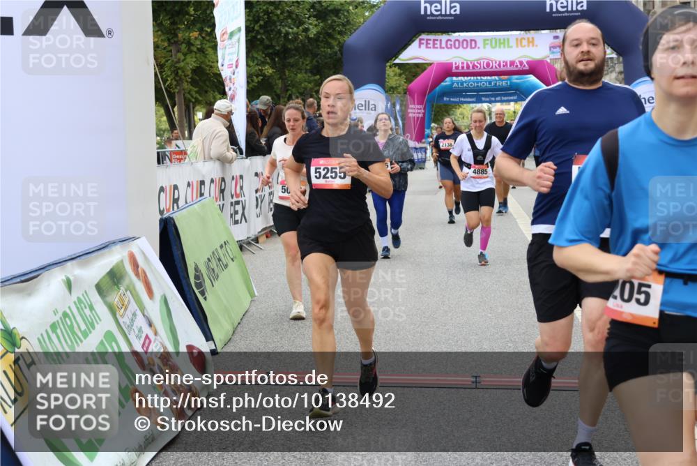 06.09.2026 - CURREX Alsterlauf Strokosch-Dieckow http://msf.ph/oto/10138492 06.09.2026 10:14:26 Ziel 2138, 3039, 3418, 3513, 3986, 4036, 4196, 4205, 4637, 4885, 5002, 5183, 5255, 5363, 5395, 5449, 5475, 6052, 6444 meine-sportfotos.de