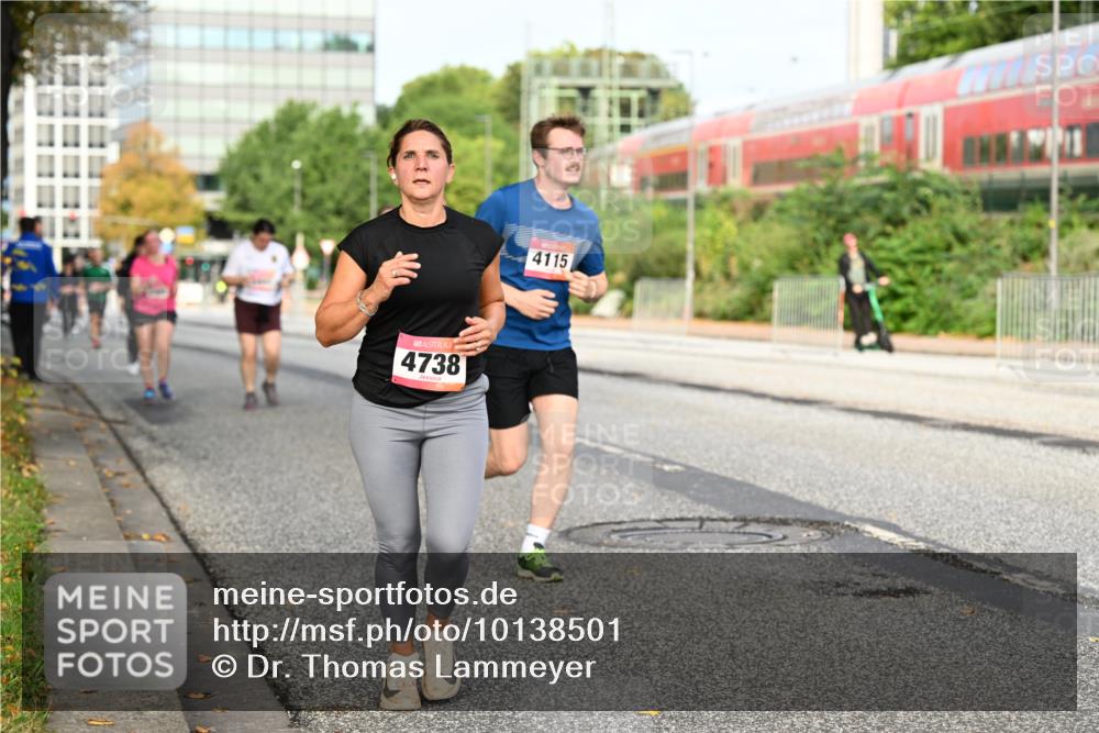 06.09.2026 - CURREX Alsterlauf Dr. Thomas Lammeyer http://msf.ph/oto/10138501 06.09.2026 10:04:53 Laufen 4738, 4115 meine-sportfotos.de