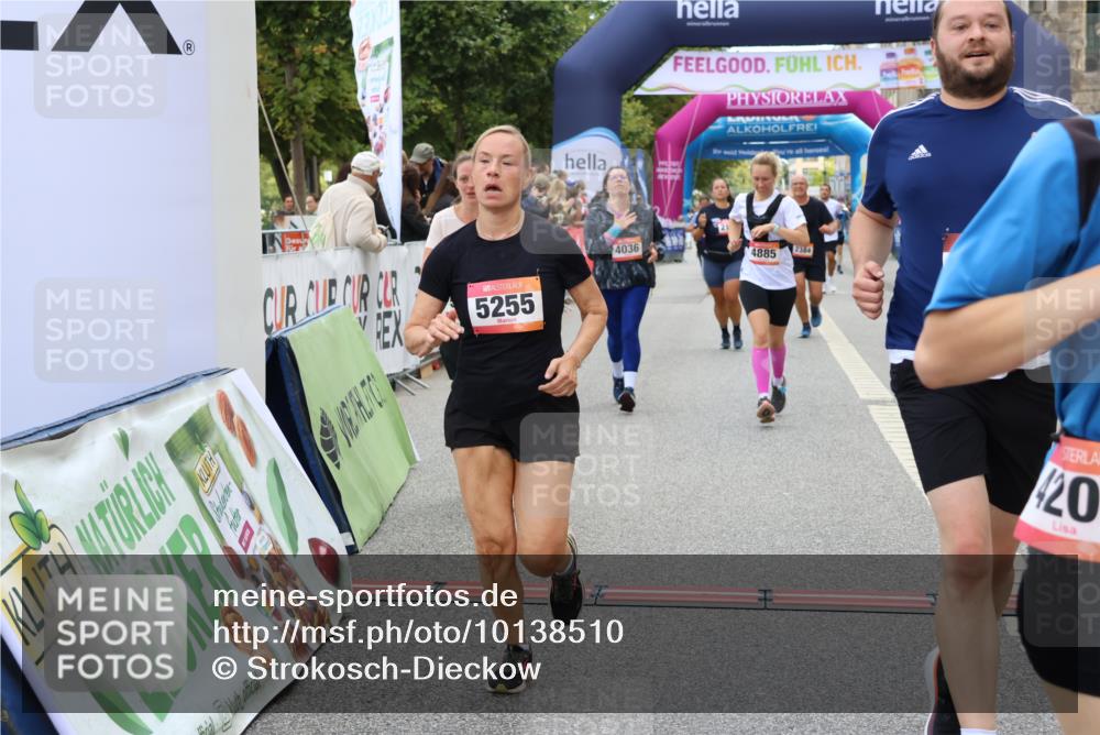 06.09.2026 - CURREX Alsterlauf Strokosch-Dieckow http://msf.ph/oto/10138510 06.09.2026 10:14:27 Ziel 2138, 2384, 3418, 3513, 3829, 4036, 4196, 4205, 4885, 5002, 5183, 5255, 5363, 5395, 5449, 5475, 6052, 6444 meine-sportfotos.de