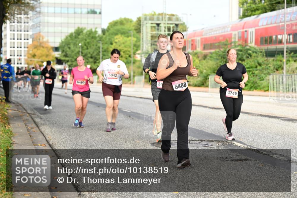 06.09.2026 - CURREX Alsterlauf Dr. Thomas Lammeyer http://msf.ph/oto/10138519 06.09.2026 10:04:56 Laufen 6460, 5942, 24, 6488, 4746 meine-sportfotos.de