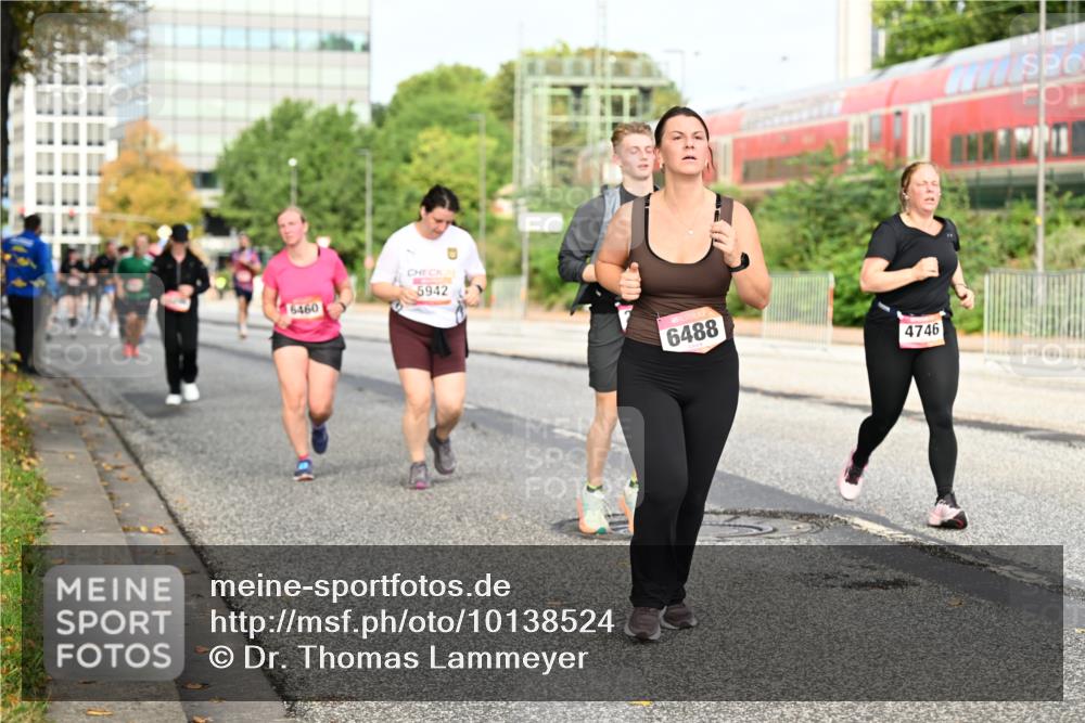 06.09.2026 - CURREX Alsterlauf Dr. Thomas Lammeyer http://msf.ph/oto/10138524 06.09.2026 10:04:56 Laufen 6460, 5942, 6488, 4746 meine-sportfotos.de