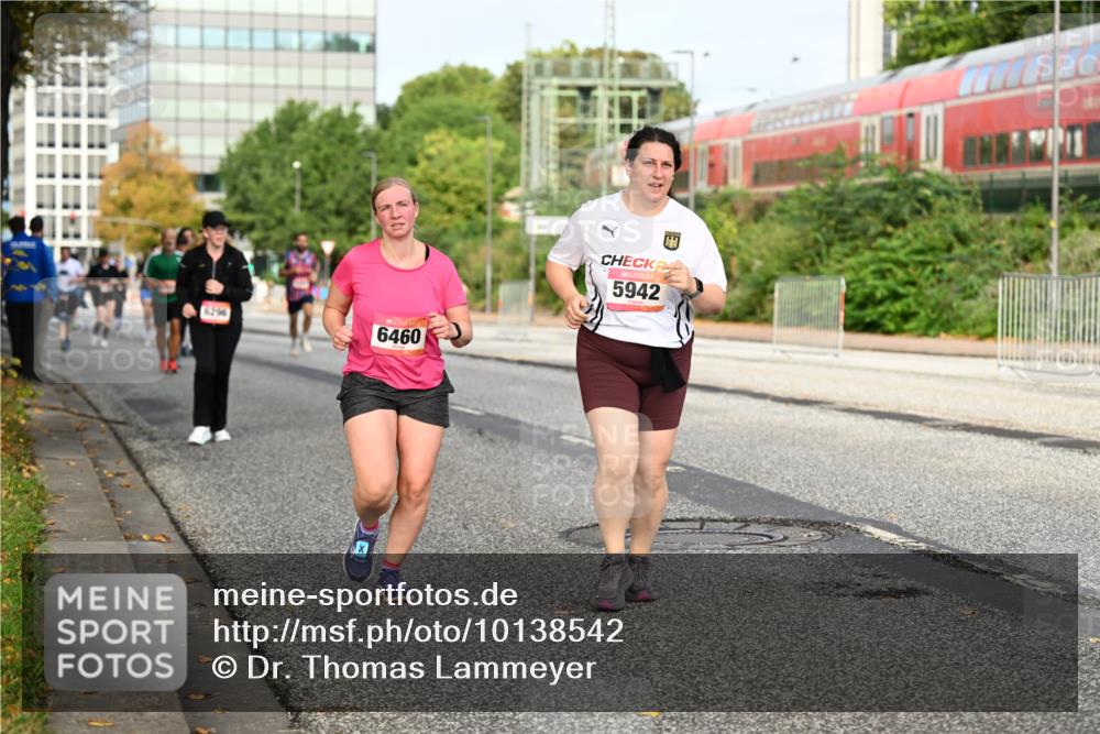 06.09.2026 - CURREX Alsterlauf Dr. Thomas Lammeyer http://msf.ph/oto/10138542 06.09.2026 10:04:58 Laufen 6296, 6460, 5942 meine-sportfotos.de