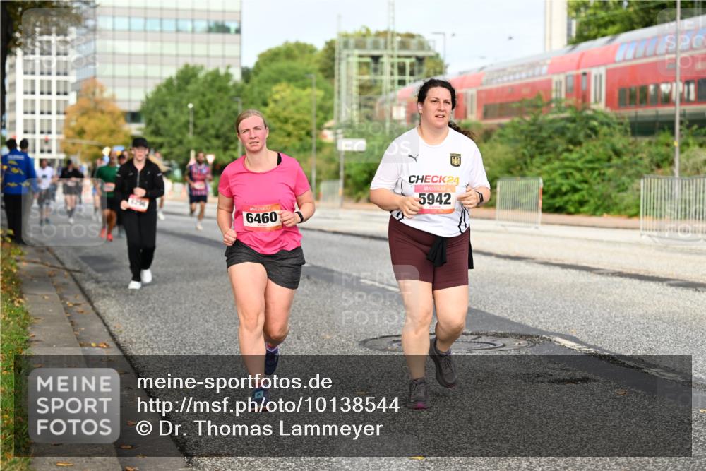 06.09.2026 - CURREX Alsterlauf Dr. Thomas Lammeyer http://msf.ph/oto/10138544 06.09.2026 10:04:58 Laufen 6460, 24, 5942 meine-sportfotos.de