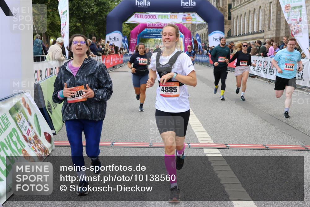 06.09.2026 - CURREX Alsterlauf Strokosch-Dieckow http://msf.ph/oto/10138560 06.09.2026 10:14:30 Ziel 2138, 2384, 2644, 3418, 3829, 4036, 4196, 4205, 4885, 5002, 5255, 5363, 5395, 5449, 6052, 6444 meine-sportfotos.de