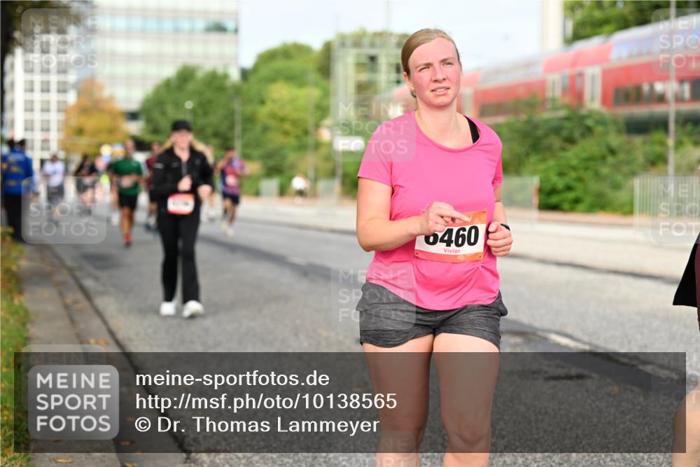 06.09.2026 - CURREX Alsterlauf Dr. Thomas Lammeyer http://msf.ph/oto/10138565 06.09.2026 10:05:00 Laufen 0460 meine-sportfotos.de